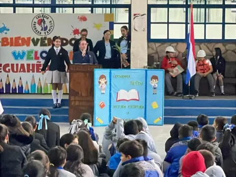 Lanzamiento y presentación de los libros del proyecto Ñe’ery, Primer y Sexto Grado