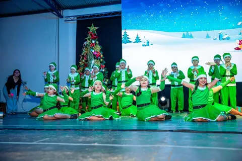 El sábado pasado celebramos la clausura de danza del Primer Ciclo, una jornada llena de alegría y espíritu navideño. Nue...