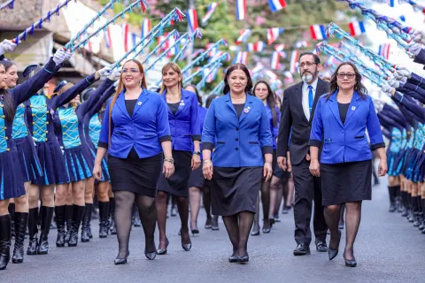 Desfile en Conmemoración de los 127 Años de la Fundación de la Ciudad de Ñemby