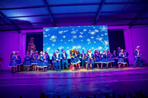 El sábado pasado celebramos la clausura de danza del Primer Ciclo, una jornada llena de alegría y espíritu navideño. Nue...