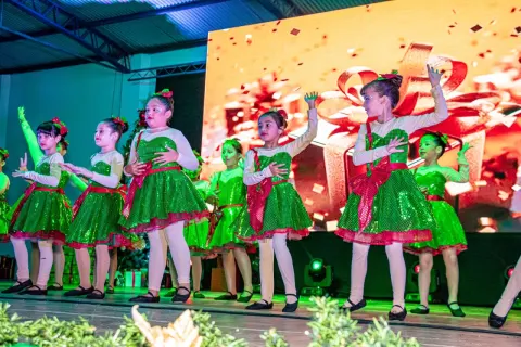 El sábado pasado celebramos la clausura de danza del Primer Ciclo, una jornada llena de alegría y espíritu navideño. Nue...