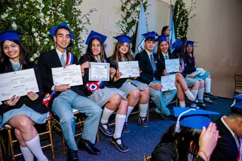 Celebramos con orgullo la culminación de una etapa significativa para los alumnos del Noveno y Tercer Año. Este logro es...