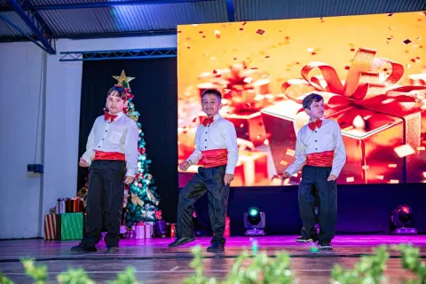 El sábado pasado celebramos la clausura de danza del Primer Ciclo, una jornada llena de alegría y espíritu navideño. Nue...