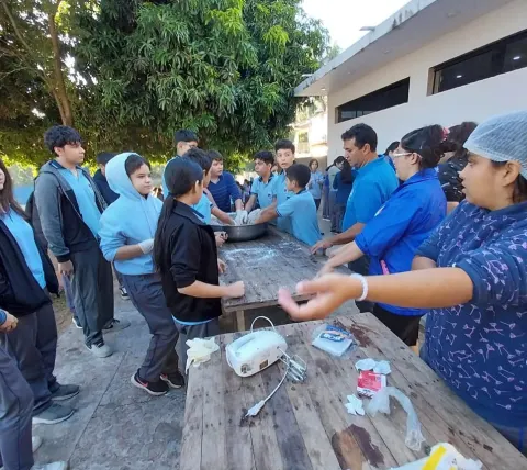 Proyecto Chipá Apó con alumnos del Séptimo, Octavo y Noveno Grado