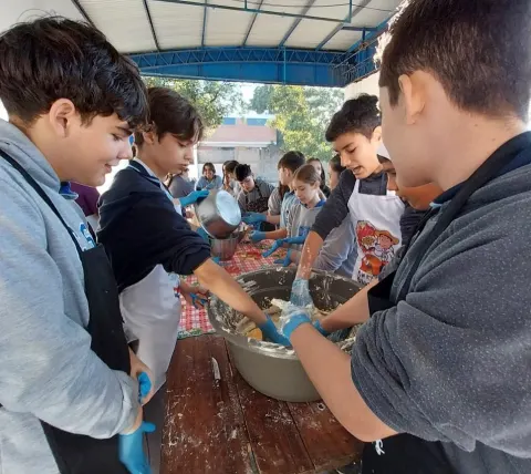 Proyecto Chipá Apó con alumnos del Séptimo, Octavo y Noveno Grado