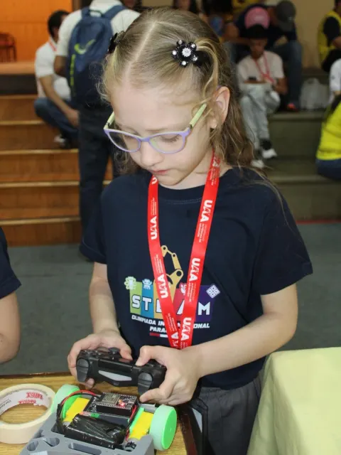 Felicitamos a nuestros alumnos que participaron de las Olimpiadas de Robótica “STEAM” y se destacaron en las siguientes…