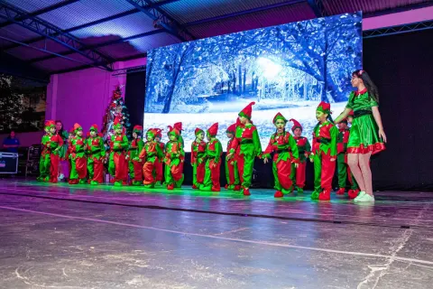 El sábado pasado celebramos la clausura de danza del Primer Ciclo, una jornada llena de alegría y espíritu navideño. Nue...