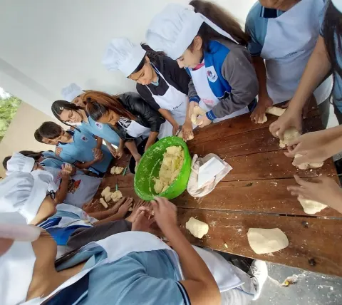 Proyecto Chipá Apó con alumnos del Séptimo, Octavo y Noveno Grado