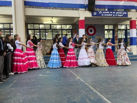 Celebrando 26 años de historia y dedicación