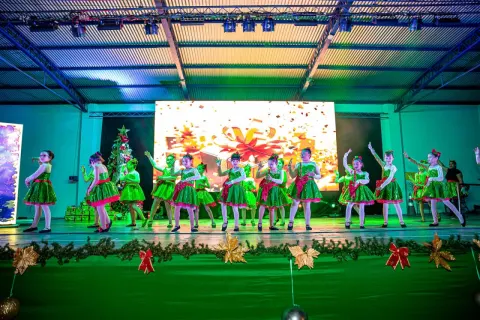 El sábado pasado celebramos la clausura de danza del Primer Ciclo, una jornada llena de alegría y espíritu navideño. Nue...