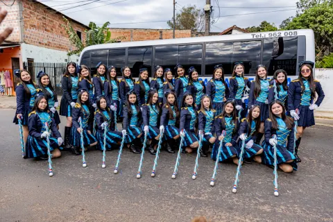 Con inmenso orgullo felicitamos a todos los alumnos y docentes quienes participaron del Desfile Cívico Estudiantil repre...