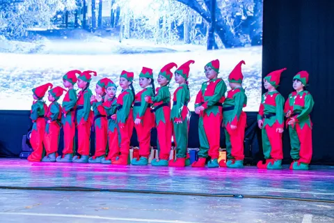El sábado pasado celebramos la clausura de danza del Primer Ciclo, una jornada llena de alegría y espíritu navideño. Nue...