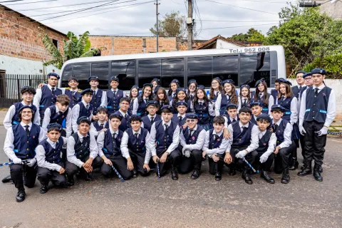 Con inmenso orgullo felicitamos a todos los alumnos y docentes quienes participaron del Desfile Cívico Estudiantil repre...
