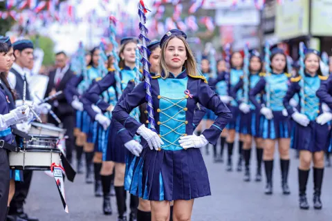 Desfile en Conmemoración de los 127 Años de la Fundación de la Ciudad de Ñemby