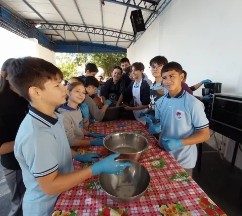Proyecto Chipá Apó con alumnos del Séptimo, Octavo y Noveno Grado