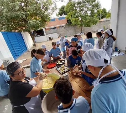 Proyecto Chipá Apó con alumnos del Séptimo, Octavo y Noveno Grado