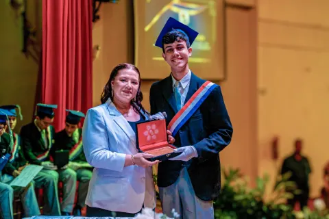 Celebramos con orgullo la culminación de una etapa significativa para los alumnos del Noveno y Tercer Año. Este logro es...