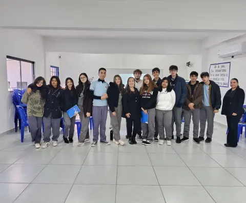 Taller: Salud mental adolescente, con los alumnos del Tercer Año Sección A y B a cargo de la Lic. Iris Villa