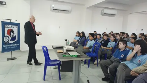 Proyecto Emprendedores: “Manos jóvenes, artes sin límites“